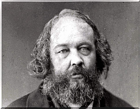 A small revolution through the sentences of Bakunin